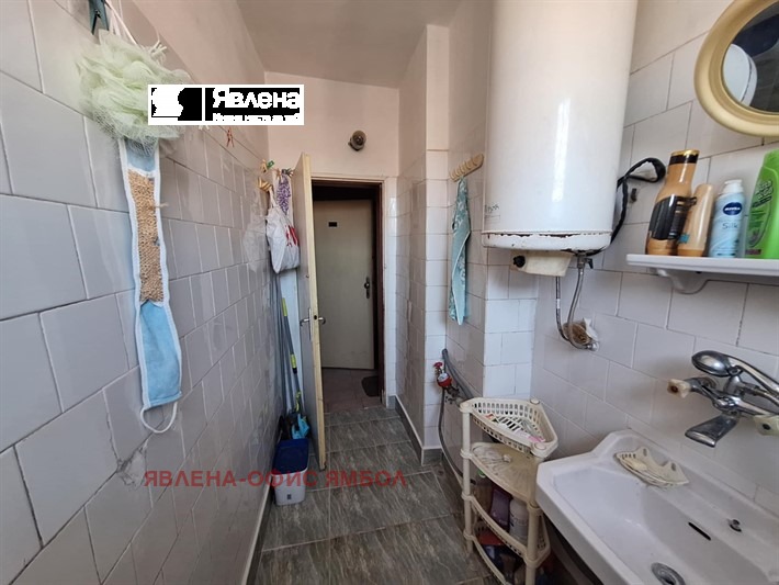 Продава 2-СТАЕН, гр. Ямбол, Център, снимка 10 - Апартаменти - 55145103