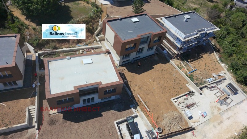 Продава КЪЩА, гр. Варна, м-т Акчелар, снимка 9 - Къщи - 52482269