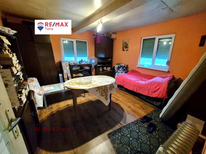 Продава КЪЩА, с. Брегаре, област Плевен, снимка 2 - Къщи - 53383952