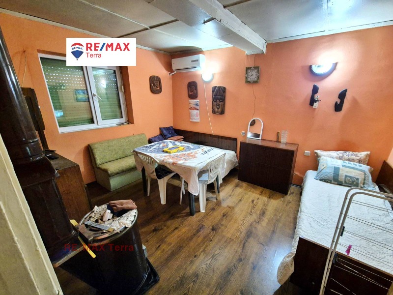 Продава КЪЩА, с. Брегаре, област Плевен