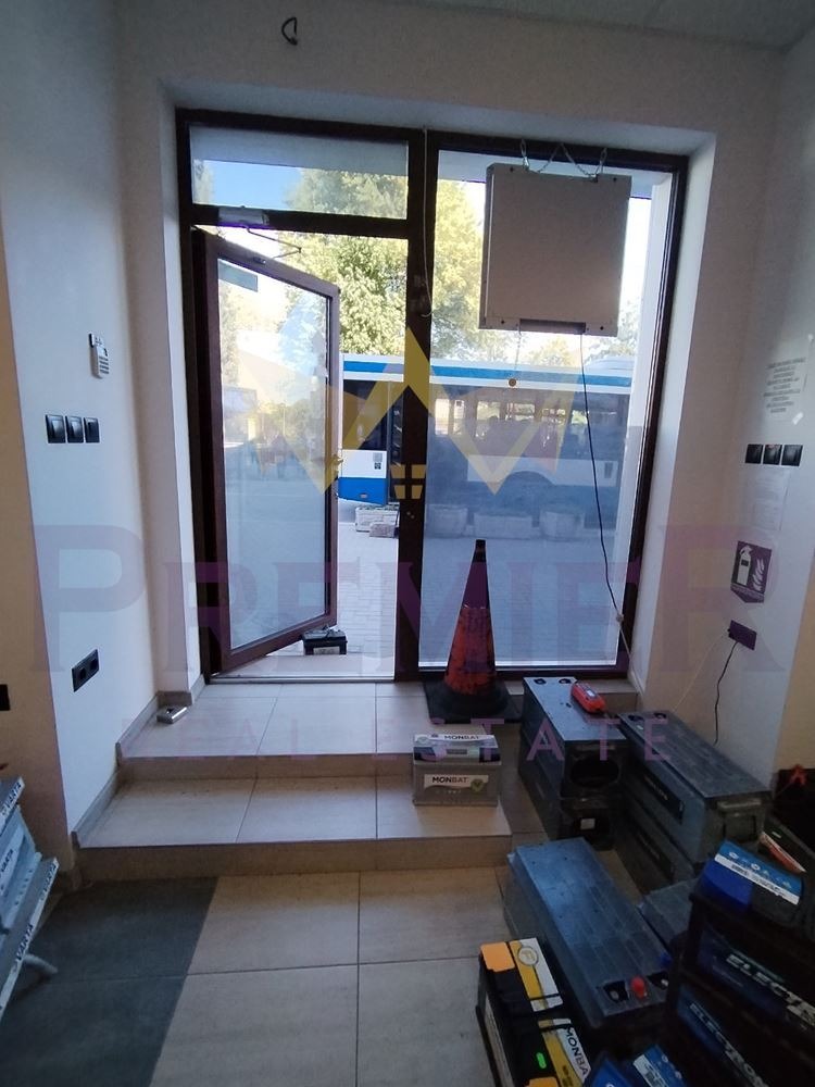Na sprzedaż  Sklep Warna , Grand Mol , 121 mkw | 90534620 - obraz [3]
