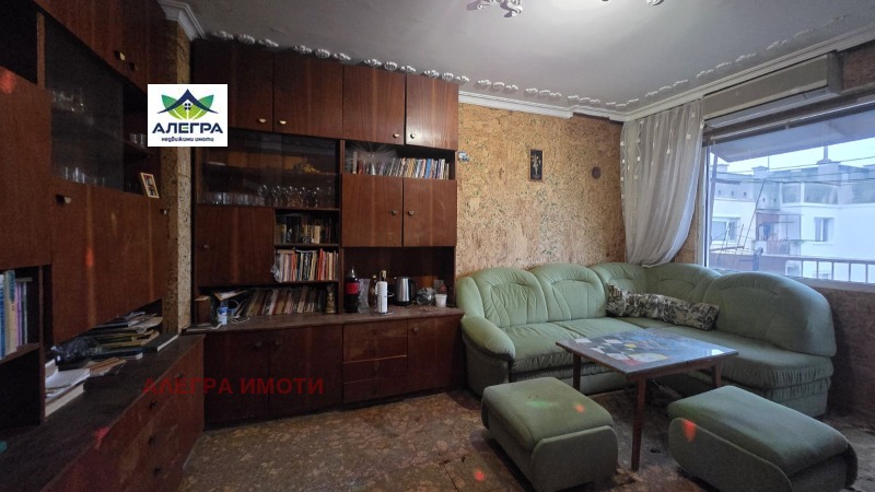 Продава 2-СТАЕН, гр. Пазарджик, Идеален център, снимка 2 - Апартаменти - 53244978