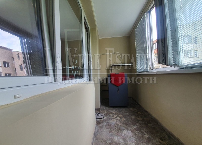 Te koop  2 slaapkamers Ruse , Druzjba 2 , 95 m² | 64002002 - afbeelding [16]