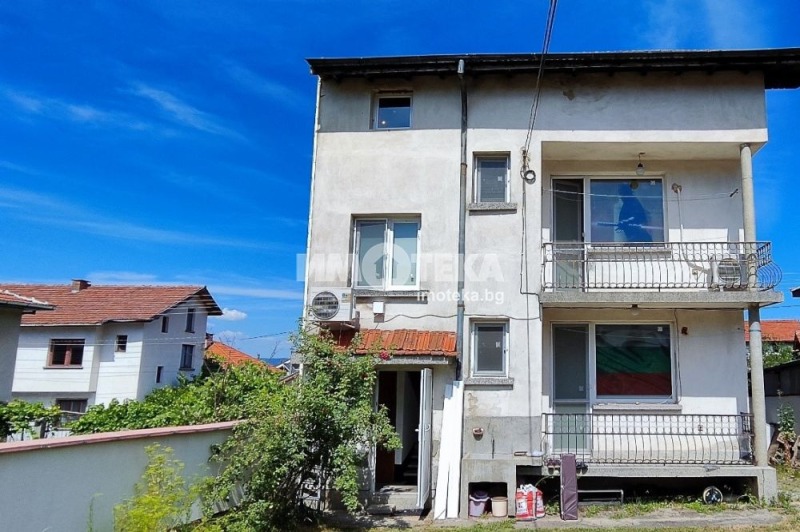 Продава  Къща, област София, с. Костенец •  139 500 EUR • ID 41862905 — holmes.bg - [1] 