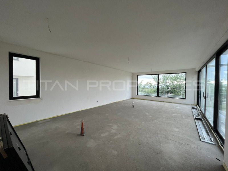 À venda  Casa região Plovdiv , Markovo , 459 m² | 72122814 - imagem [2]