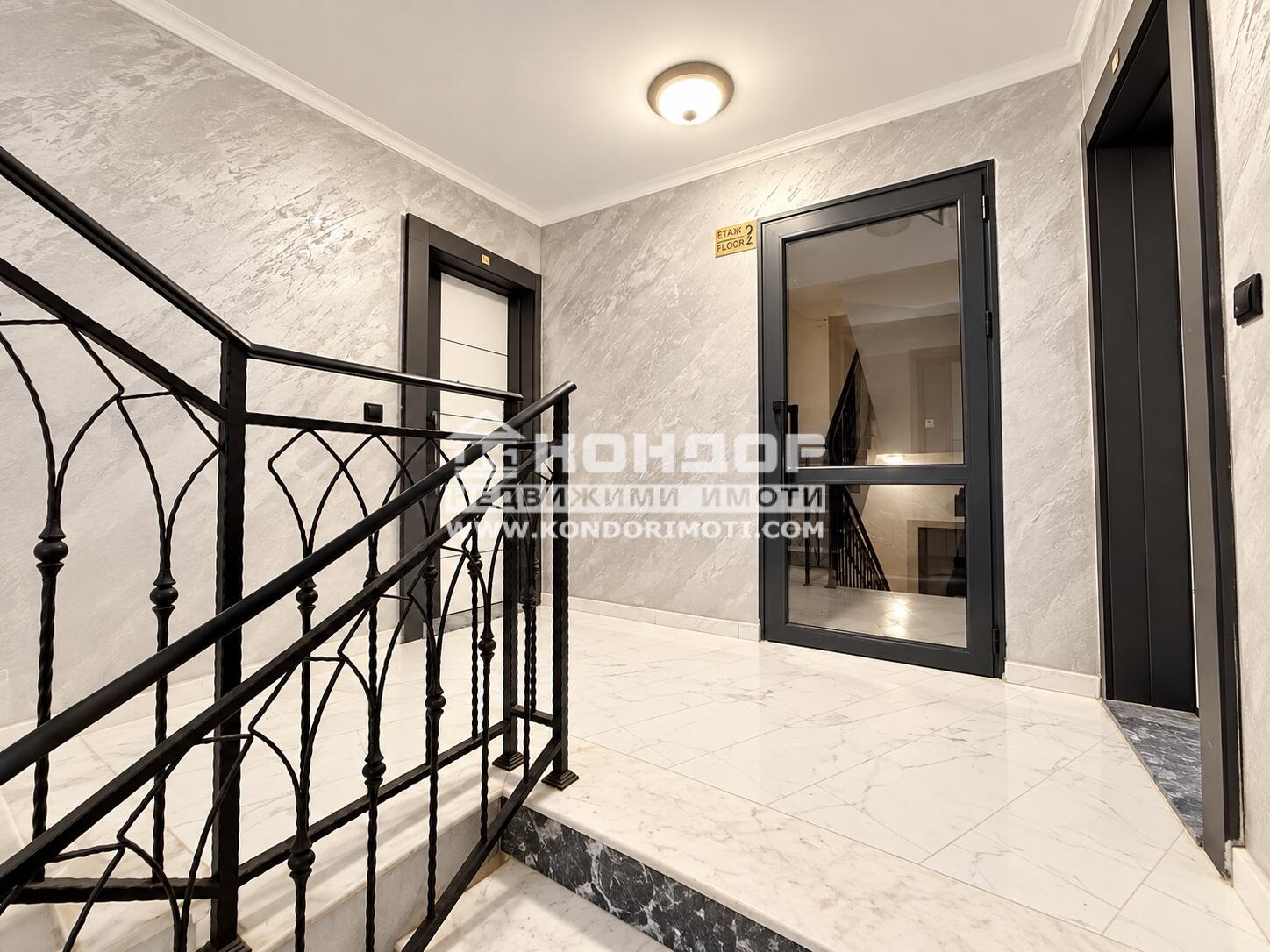 Продава 2-СТАЕН, гр. Пловдив, Кършияка, снимка 3 - Апартаменти - 49952339
