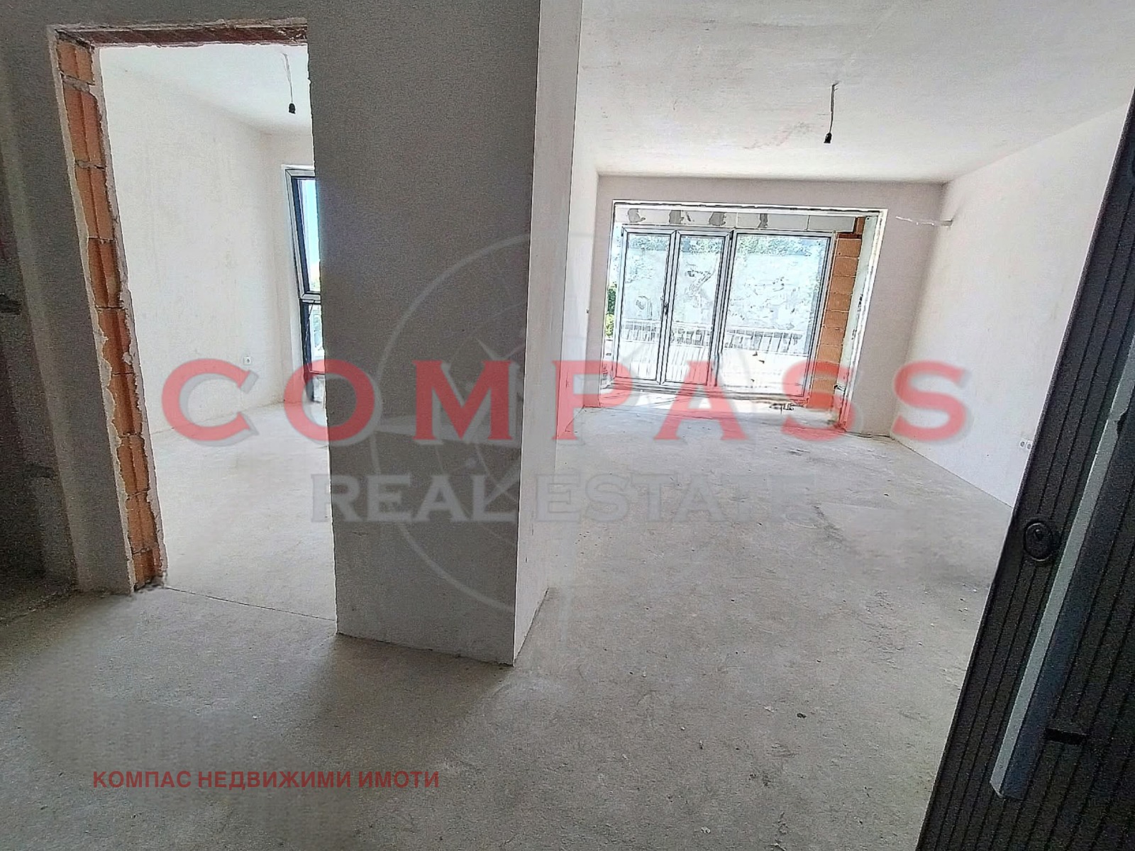 Продава 2-СТАЕН, гр. Варна, Бриз, снимка 2 - Апартаменти - 51556278