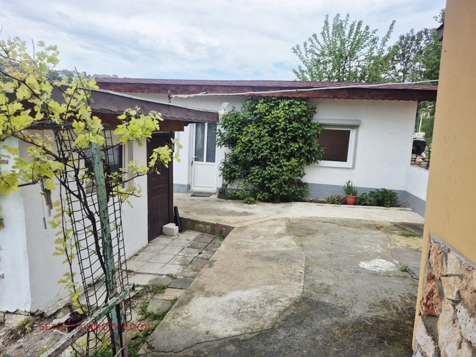 Продава КЪЩА, гр. Балчик, област Добрич, снимка 12 - Къщи - 54996187