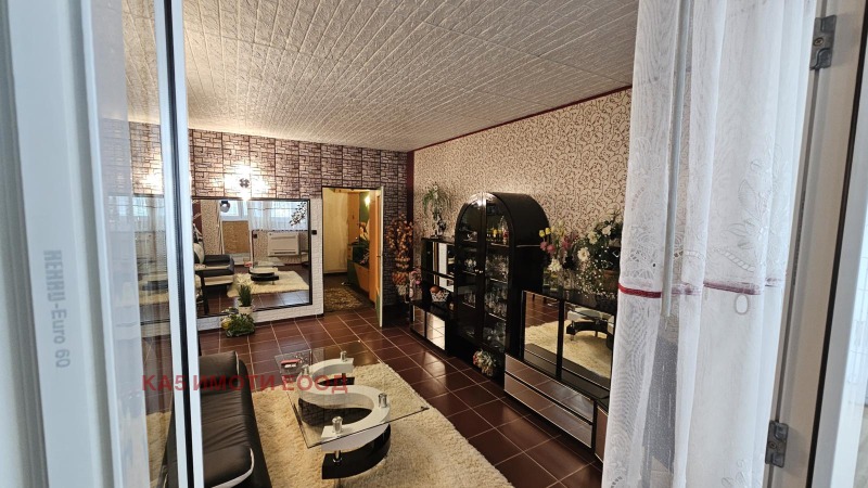 Myytävänä  2 makuuhuonetta Sofia , Mladost 4 , 78 neliömetriä | 48007434 - kuva [3]