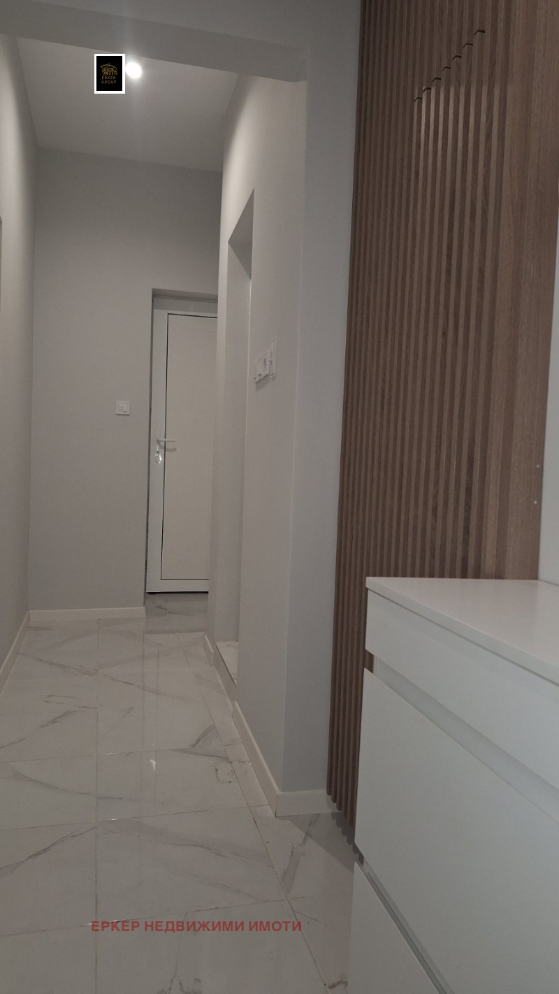 Продава 4-СТАЕН, гр. София, Център, снимка 4 - Апартаменти - 53105798