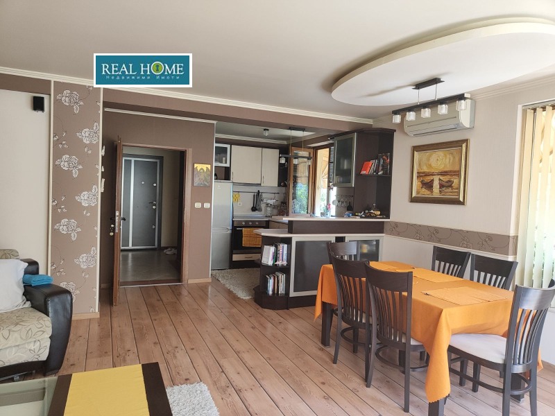 In vendita  Casa Varna , m-t Evksinograd , 200 mq | 78591443