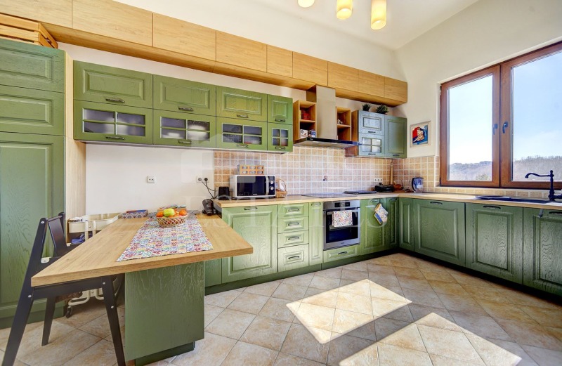 In vendita  Casa Sofia , Bistritsa , 231 mq | 10564980