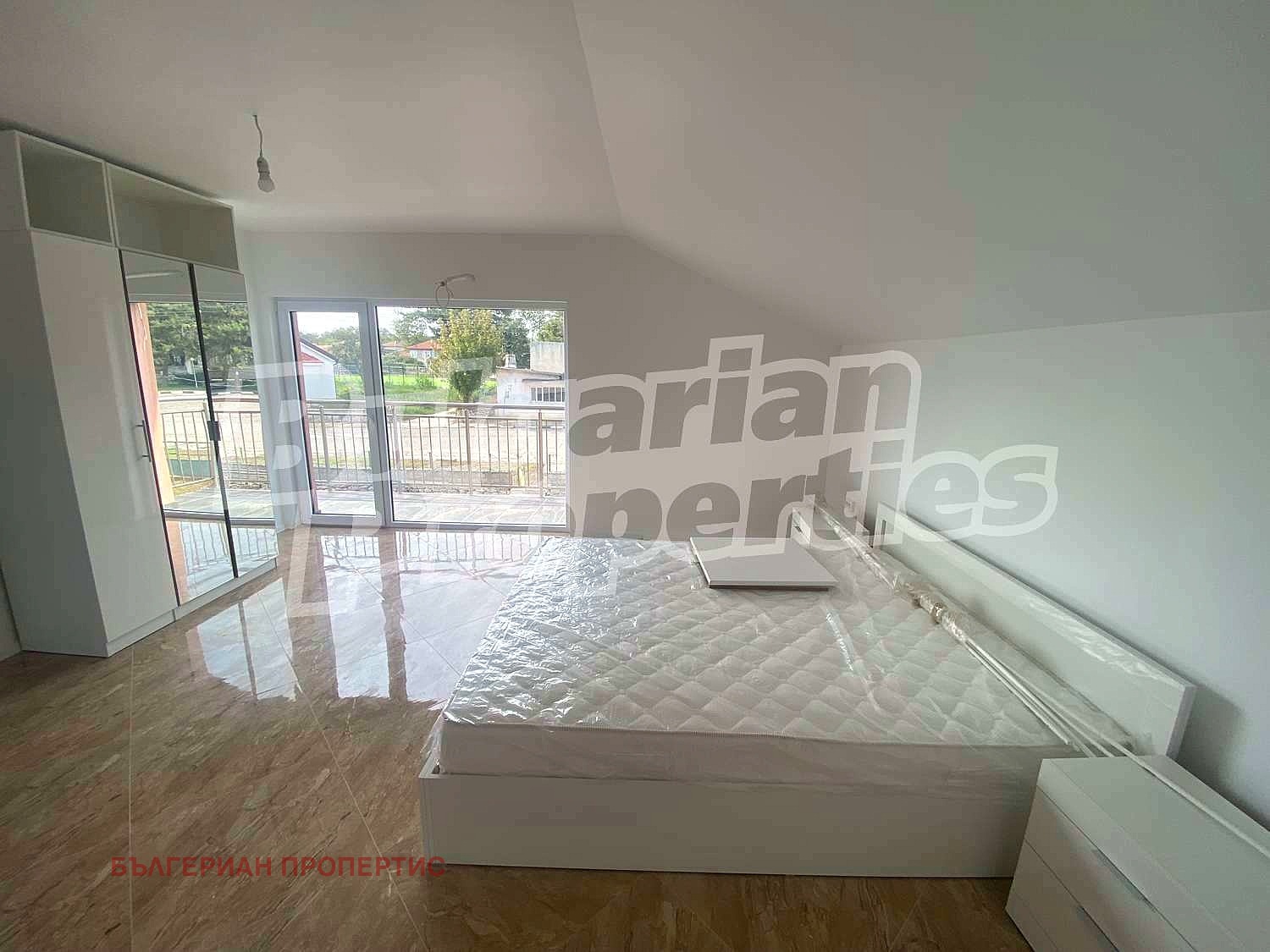 Продава КЪЩА, с. Ваклино, област Добрич, снимка 3 - Къщи - 47528440