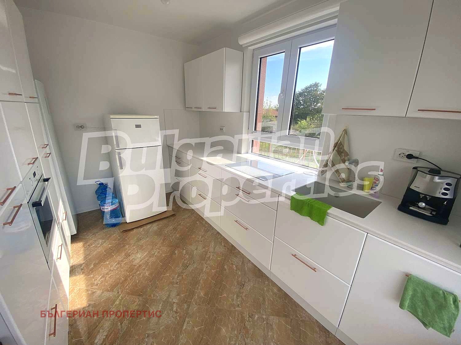 Продава КЪЩА, с. Ваклино, област Добрич, снимка 2 - Къщи - 47528440