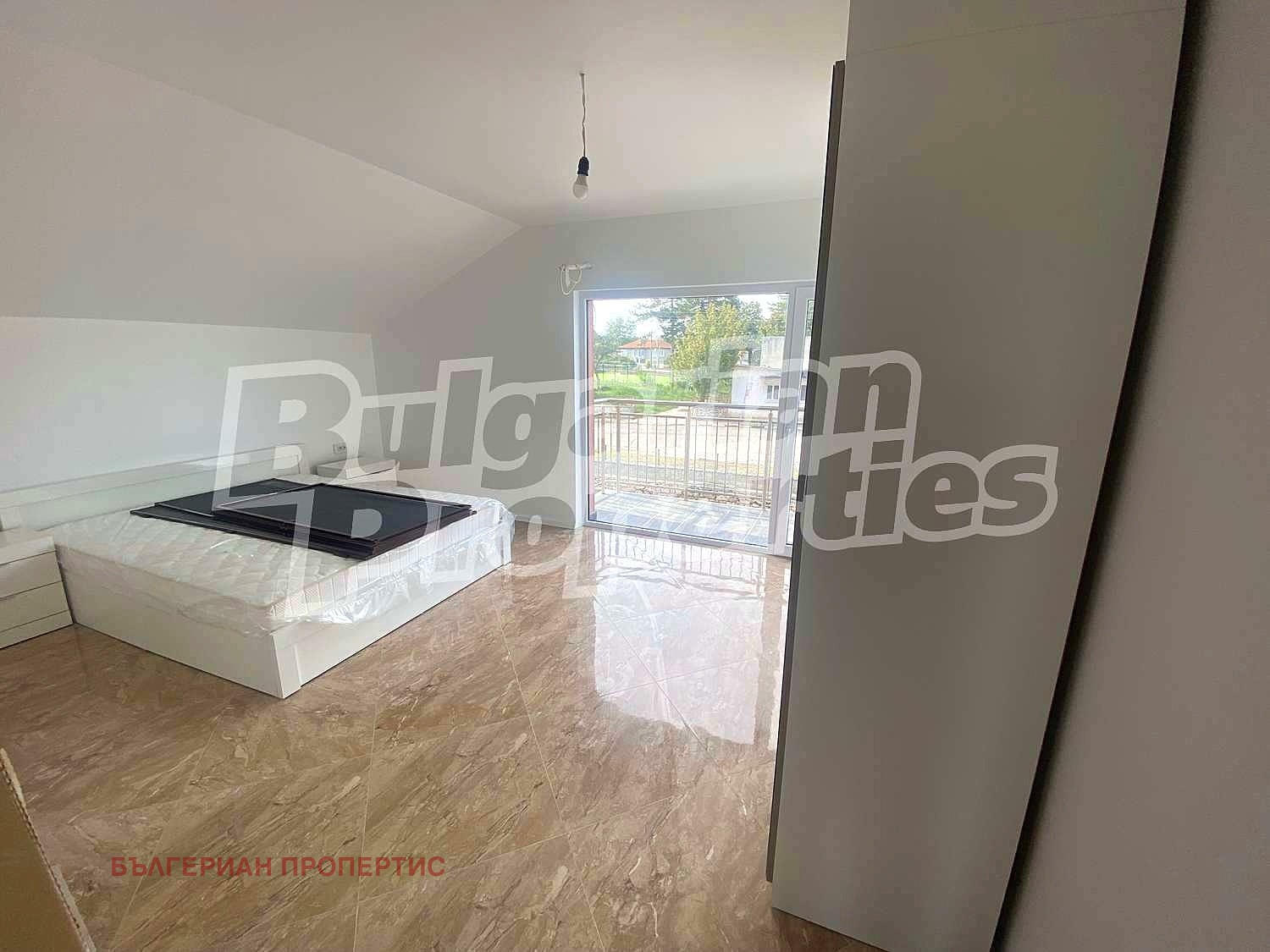 Продава КЪЩА, с. Ваклино, област Добрич, снимка 16 - Къщи - 47528440