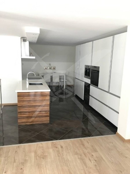 Продава МНОГОСТАЕН | Imot.bg — изображение 1