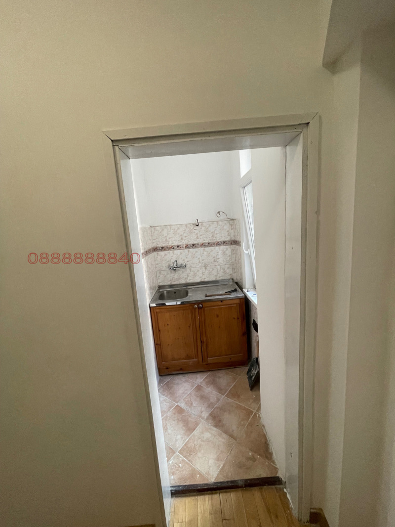 Продава 2-СТАЕН, гр. София, Център, снимка 12 - Апартаменти - 53123234