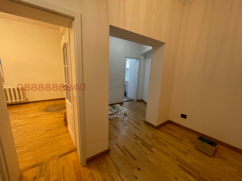 Продава 2-СТАЕН, гр. София, Център, снимка 11 - Апартаменти - 53123234