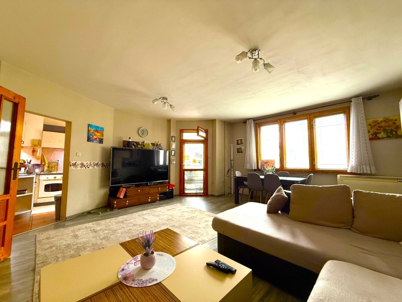 À venda  2 quartos Plovdiv , Centar , 110 m² | 79225937