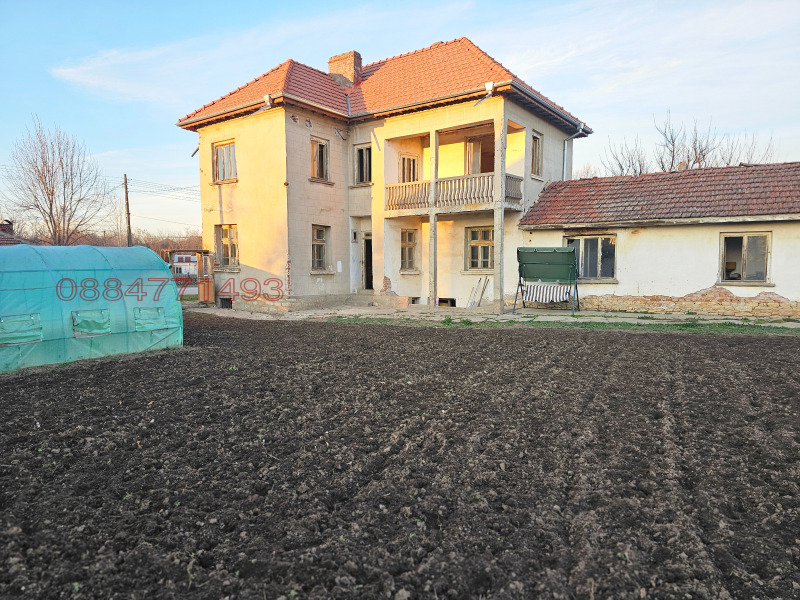 Продава КЪЩА, с. Лехчево, област Монтана