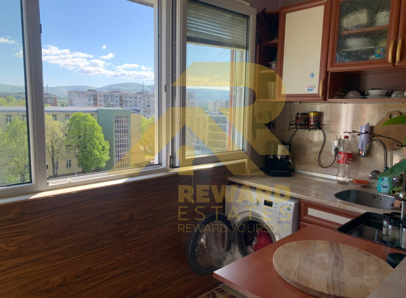 Na sprzedaż  1 sypialnia Pernik , Iztok , 46 mkw | 45764461 - obraz [3]
