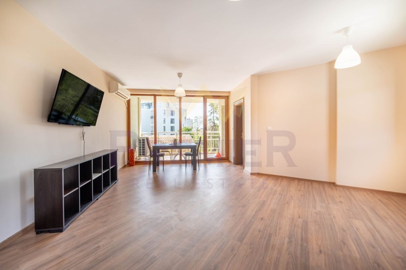 Продава  2-стаен град Варна , к.к. Св.Св. Константин и Елена , 93 кв.м | 37762656 - изображение [2]