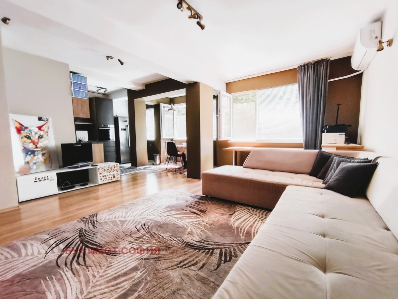Eladó  2 hálószobás Sofia , Gorna banja , 93 négyzetméter | 48517044