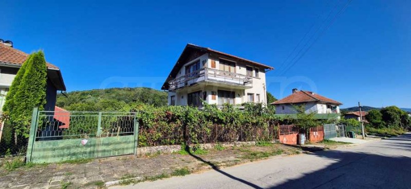 Till salu  Hus region Lovech , Aprilci , 297 kvm | 52035696 - bild [11]