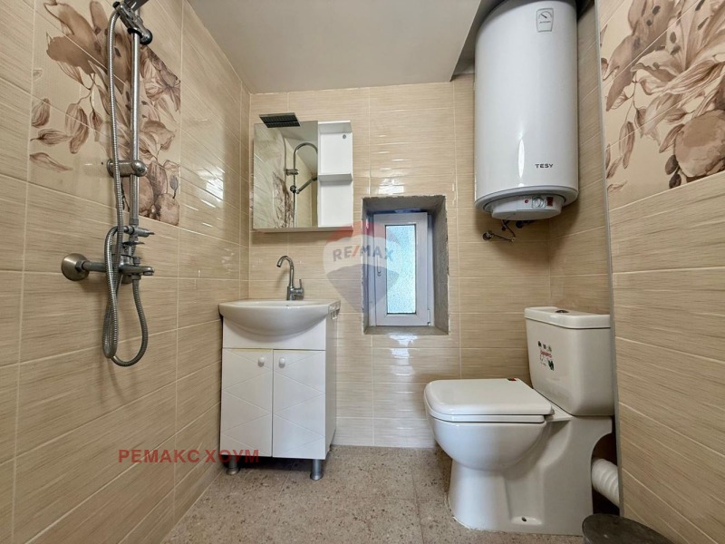 Продава КЪЩА, гр. Балчик, област Добрич, снимка 10 - Къщи - 52147346