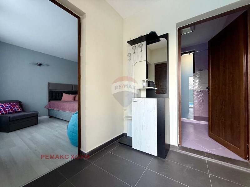 Продава КЪЩА, гр. Балчик, област Добрич, снимка 13 - Къщи - 52147346