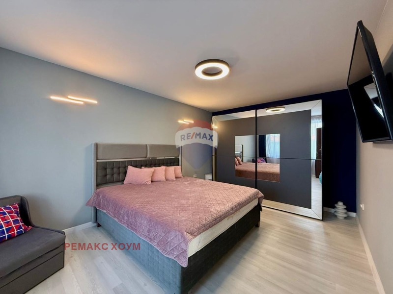 Продава КЪЩА, гр. Балчик, област Добрич, снимка 11 - Къщи - 52147346