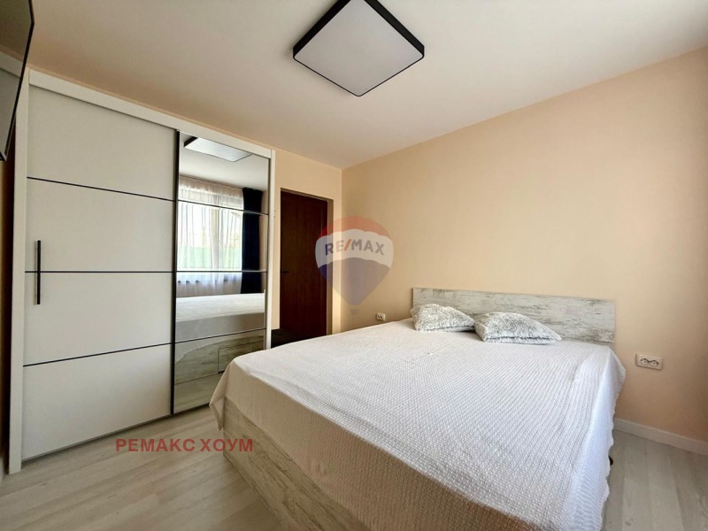 Продава КЪЩА, гр. Балчик, област Добрич, снимка 4 - Къщи - 52147346