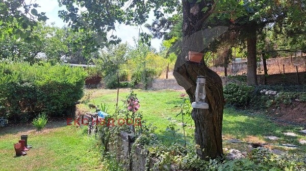 Продава ВИЛА, с. Песнопой, област Пловдив, снимка 3 - Вили - 52196166