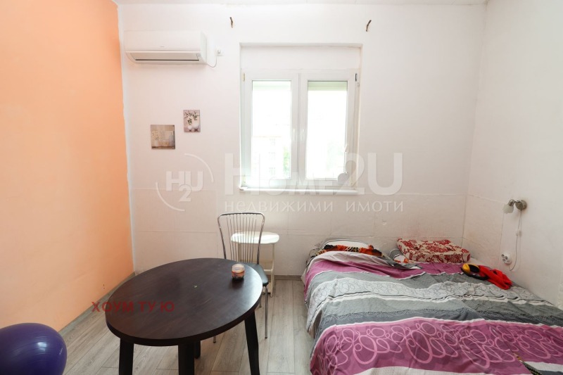 Eladó  2 hálószobás Sofia , Centar , 70 négyzetméter | 76937558 - kép [2]