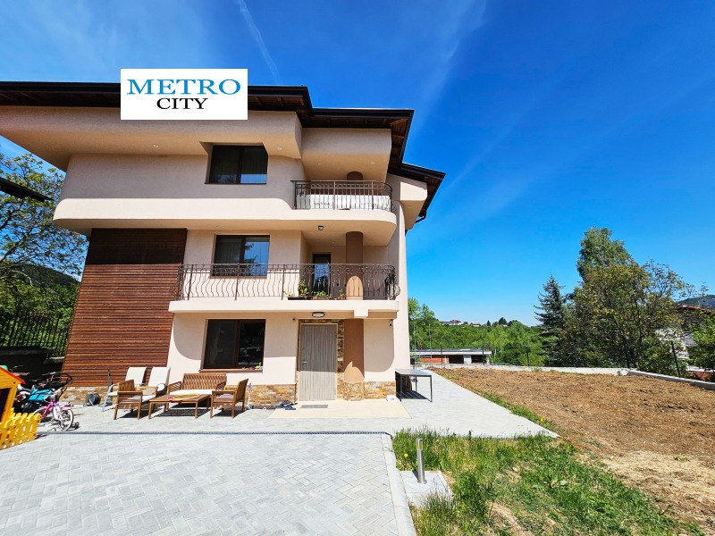 Продава  Къща град София , с. Панчарево , 234 кв.м | 31013488