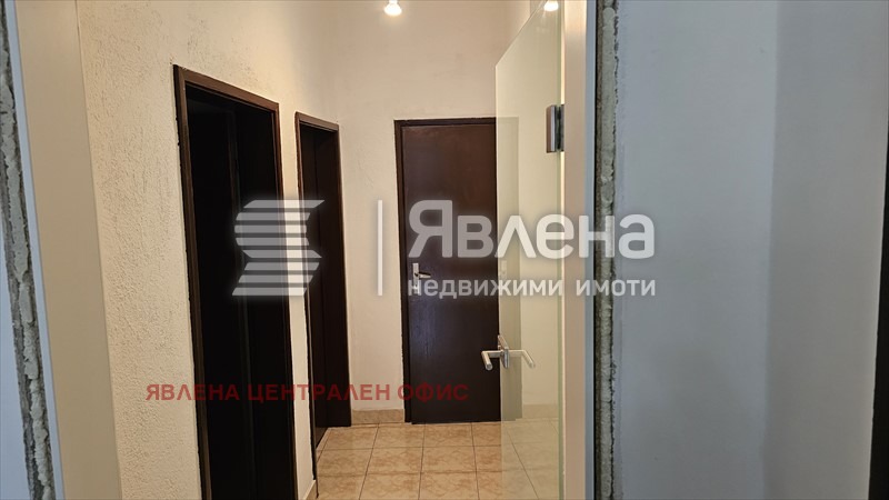 Продава МАГАЗИН, гр. София, Център, снимка 8 - Магазини - 53686902