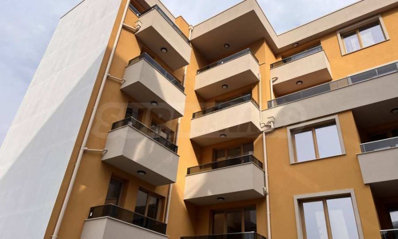 Продава 2-СТАЕН в област Бургас, гр. Поморие - 56 кв.м / 104 321 € » 204 034.14 лв., СУПРИММО - БУРГАС