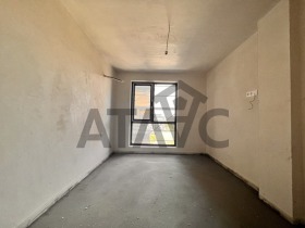 3-стаен град Пловдив, Христо Смирненски 6