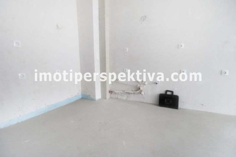 Продава  2-стаен град Пловдив , Кючук Париж , 72 кв.м | 75644352 - изображение [2]