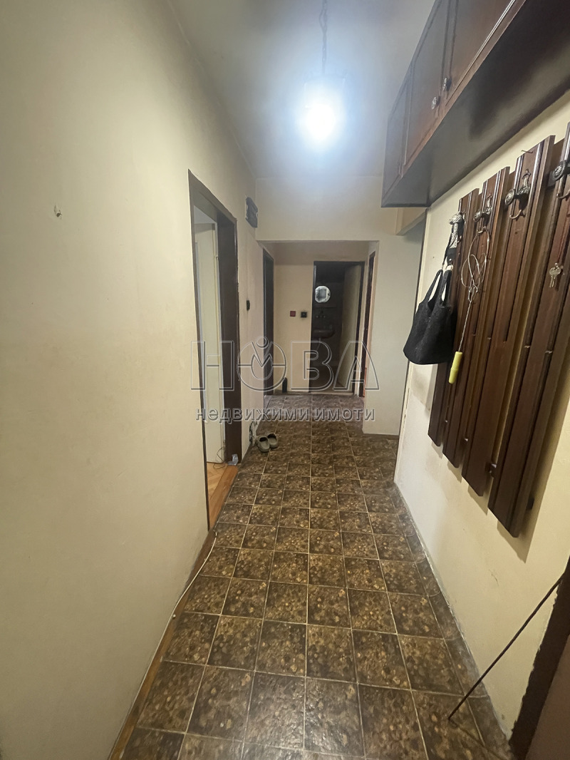 Продава  3-стаен град Русе , Възраждане , 80 кв.м | 77649178