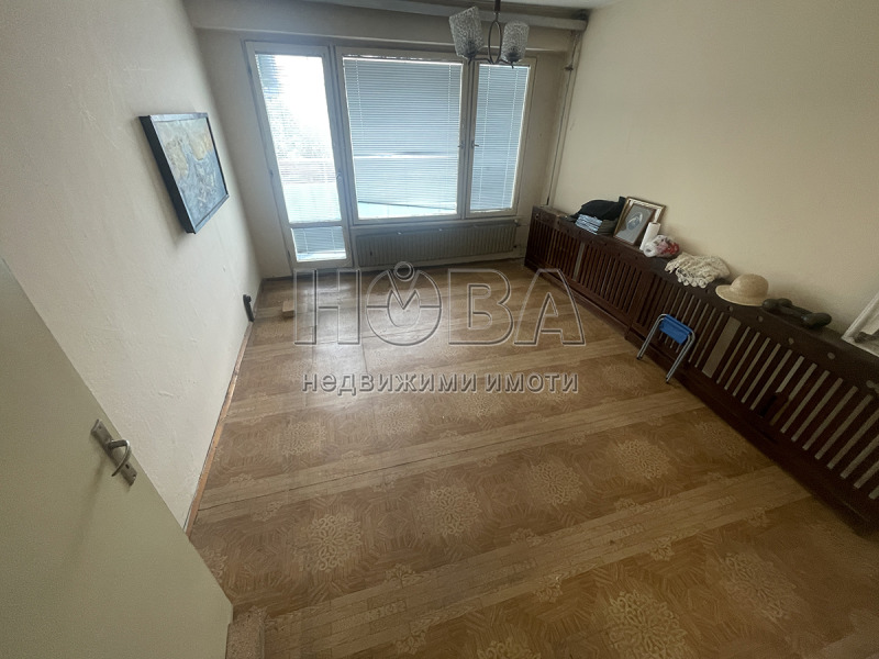 Продава  3-стаен град Русе , Възраждане , 80 кв.м | 77649178 - изображение [4]