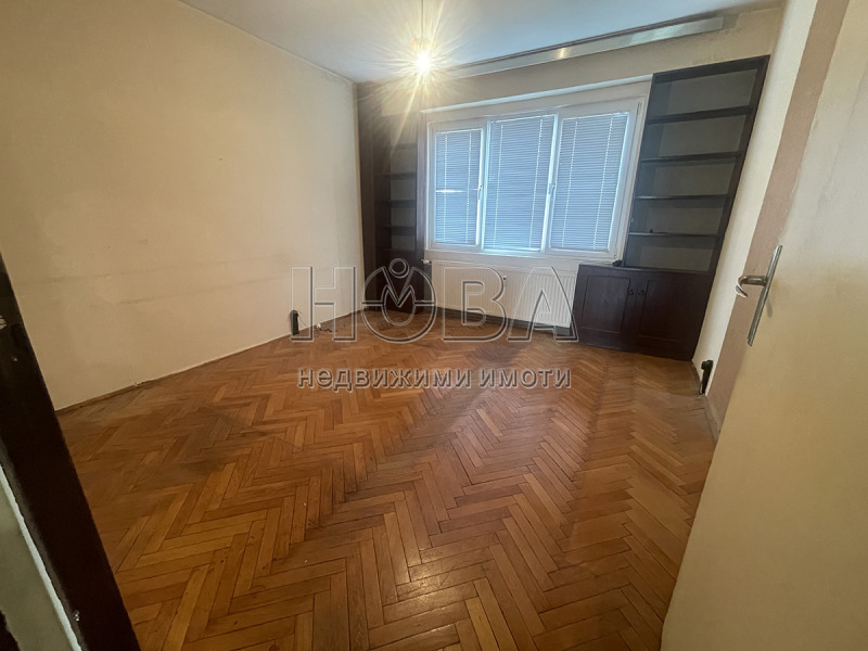 Продава  3-стаен град Русе , Възраждане , 80 кв.м | 77649178 - изображение [7]