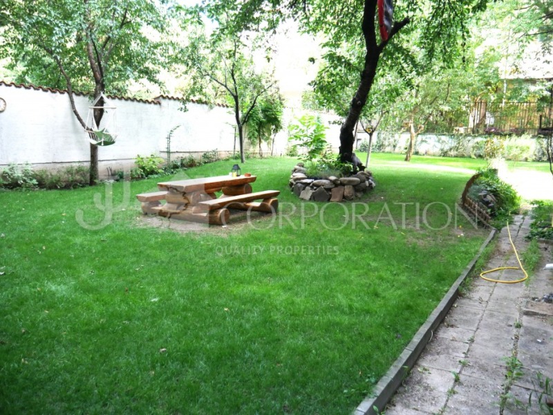 На продаж  2 спальні София , Лозенец , 113 кв.м | 26216415