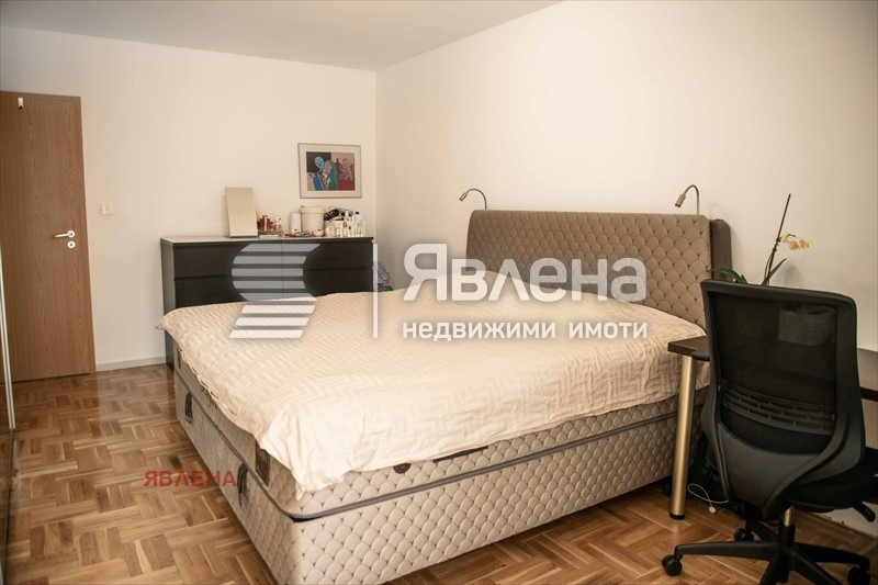 Продава 4-СТАЕН, гр. София, Лагера, снимка 16 - Апартаменти - 52945564