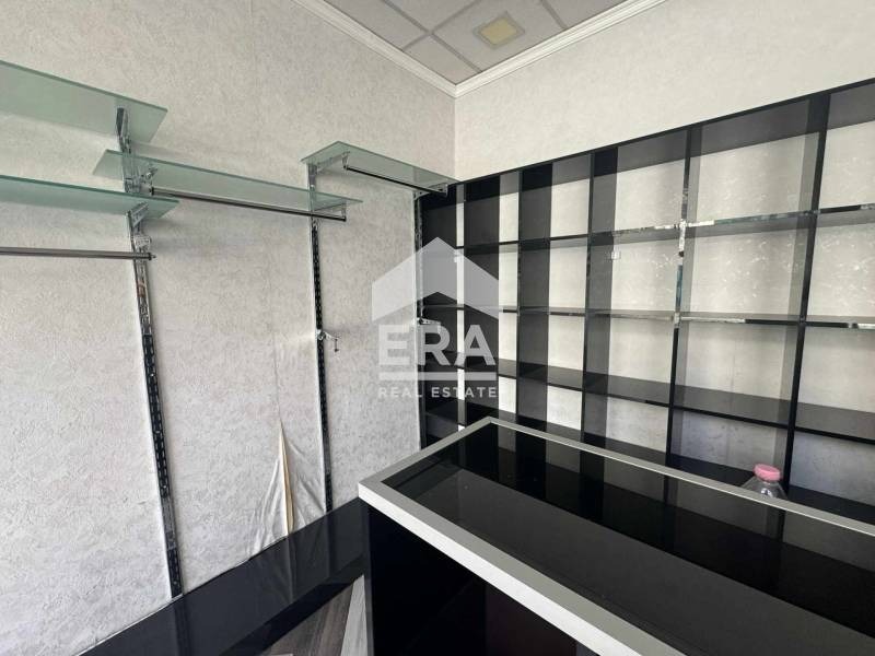 Продава МАГАЗИН, гр. Хасково, Център, снимка 2 - Магазини - 53842582