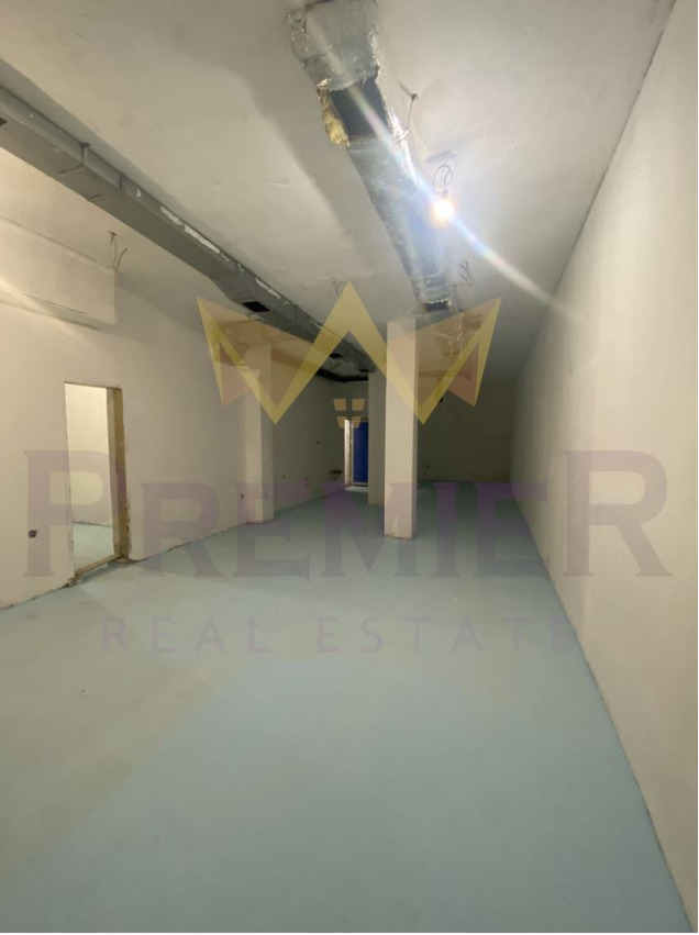 Na prodej  Bar; Kavárna Varna , Vazraždane 2 , 205 m2 | 10966990