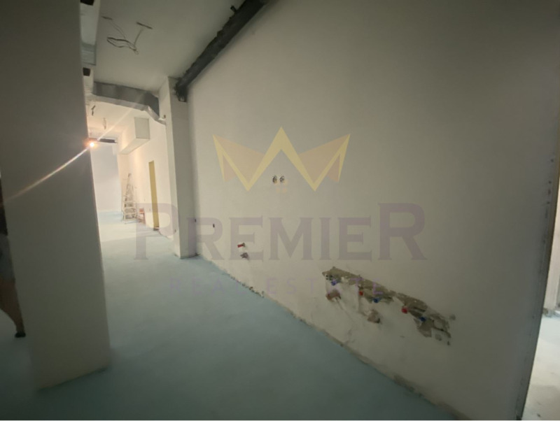 Na prodej  Bar; Kavárna Varna , Vazraždane 2 , 205 m2 | 10966990 - obraz [8]