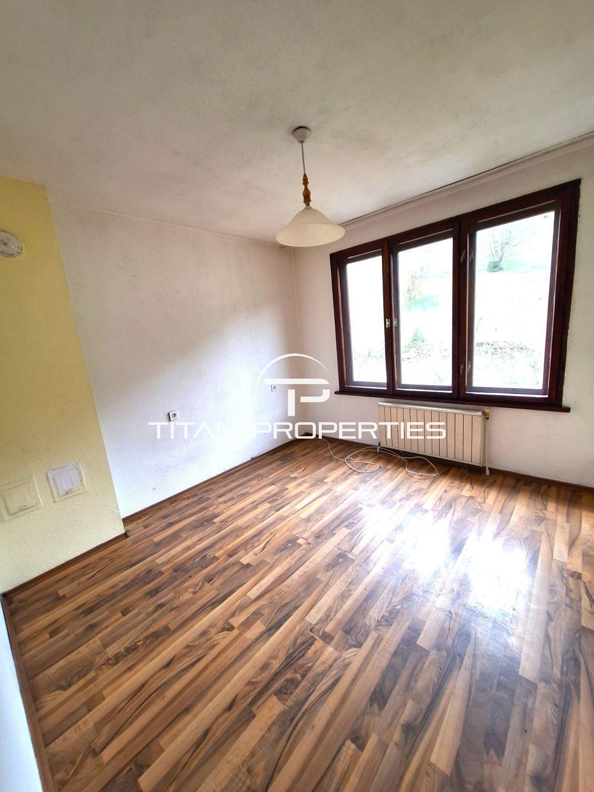 Продава МНОГОСТАЕН, гр. Чепеларе, област Смолян, снимка 2 - Апартаменти - 54518932