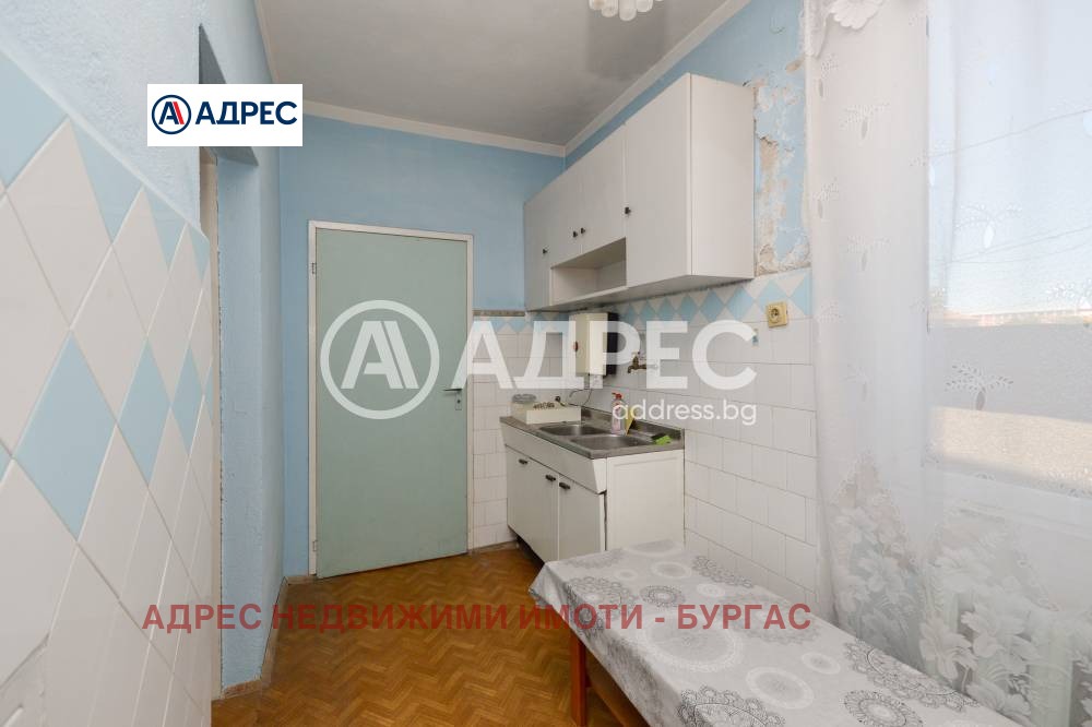 Продава КЪЩА, гр. Камено, област Бургас, снимка 8 - Къщи - 54699228