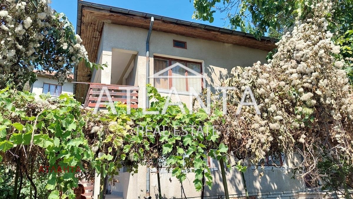 Продава КЪЩА, гр. Балчик, област Добрич